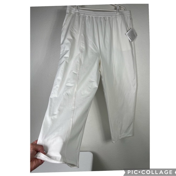 NWT WynneLayers  Pants With Pockets White 1X - Picture 1 of 14